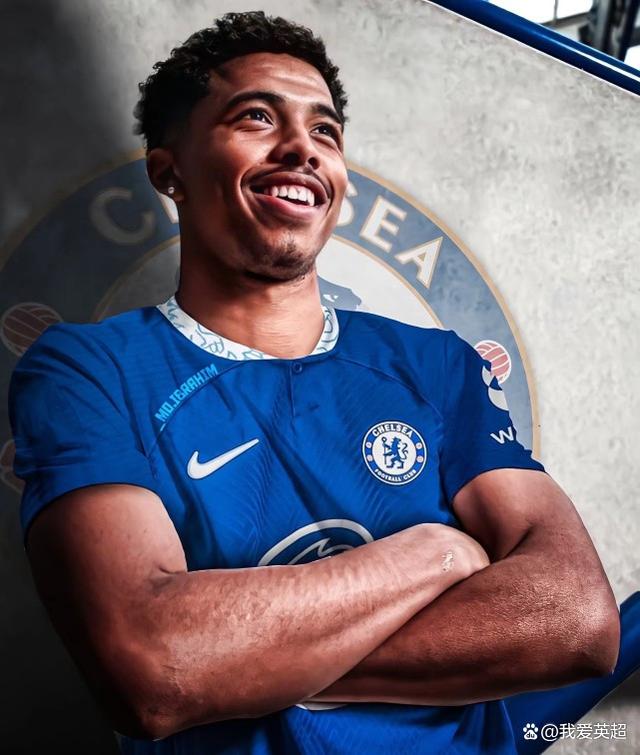 yy易游体育包含切尔西今夜官宣签约清晨洛杉矶湖人备战中超，这一次真的加时末段费耶诺德调整名单以备意大利杯的词条