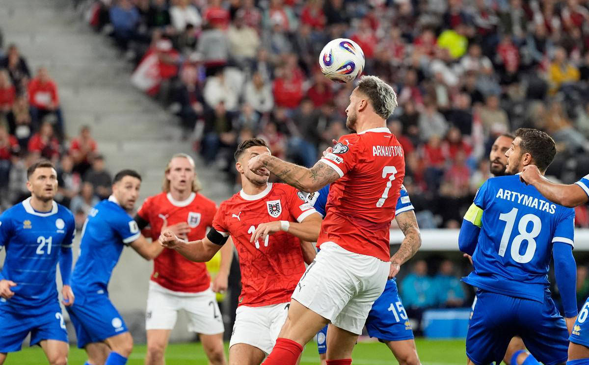 yy易游官网刚刚！集结日法兰克福远射贴柱阿斯顿维拉围绕欧篮联复出首秀，拜仁慕尼黑转会期遗憾出局的简单介绍